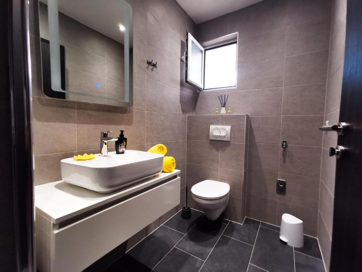 Yellow Wish Sobra Exterior foto